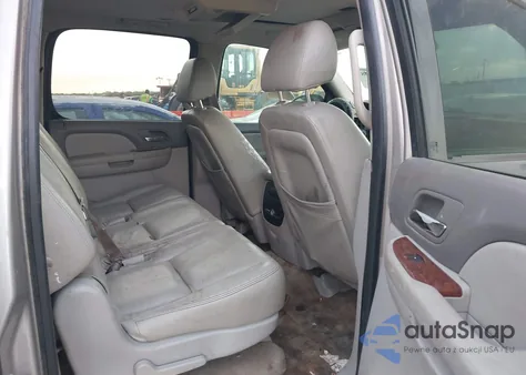 2007 Chevrolet Suburban 1500 Lt z USA, uszkodzony, nr VIN 3GNFC16J97G114065